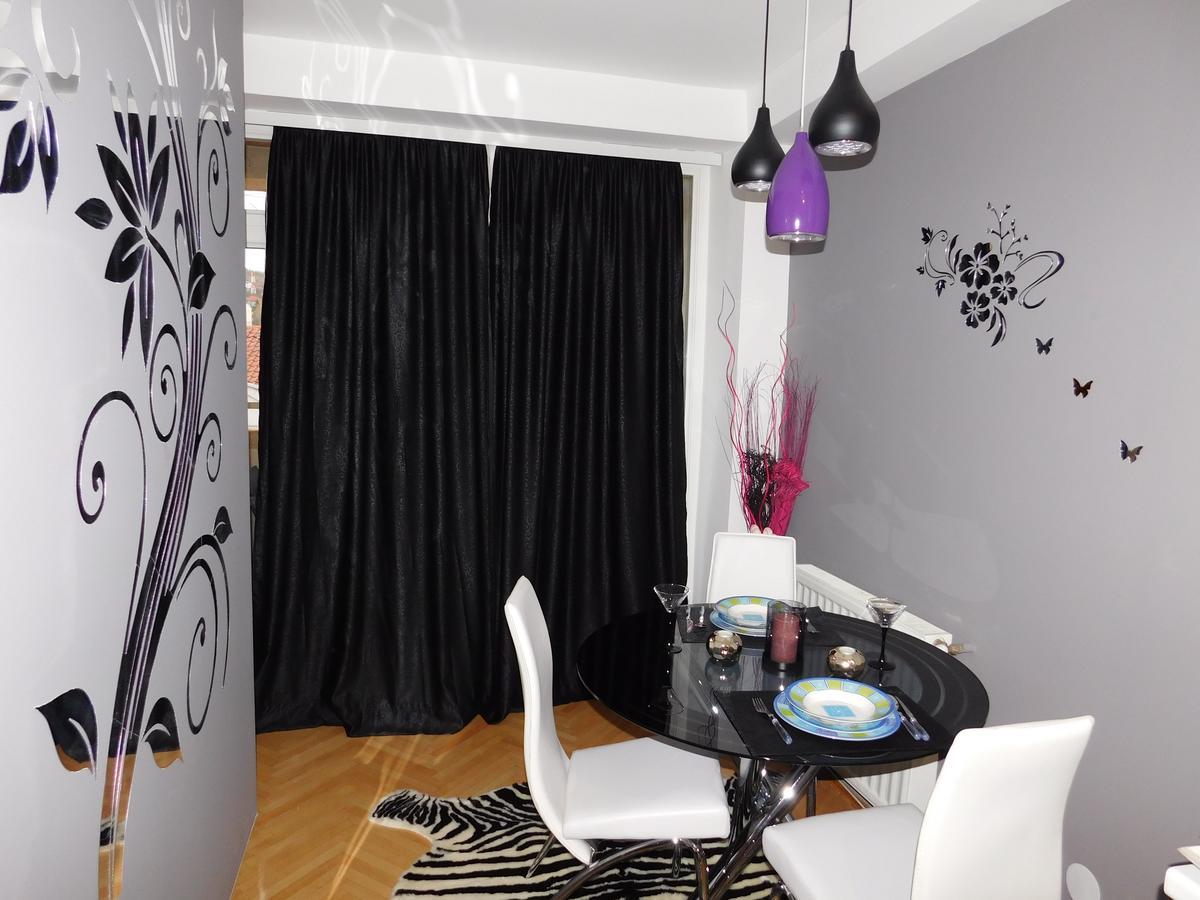 Velvet Lux Apartment Nis Ngoại thất bức ảnh