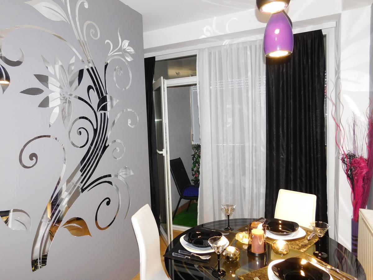 Velvet Lux Apartment Nis Ngoại thất bức ảnh